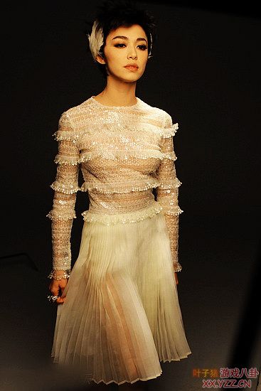 ��Ů���ǽ����͹����е���