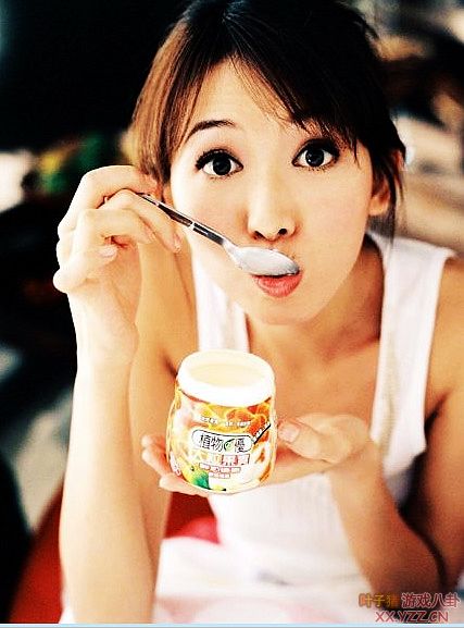 ͼ������ҲҪװ�۵Ĵ���Ů��