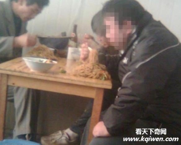 ������һ���������Ҷ��ĵĿ�ͼ��(��ͼ)